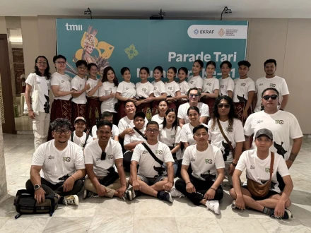 Surung Lalan, SSBWT Wakili Kalimantan Selatan di Parade Tari Nusantara 2025 TMII