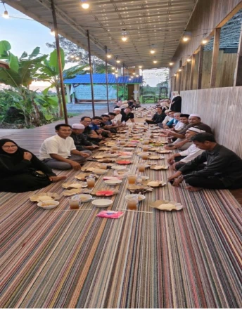 Ramadan Penuh Kebersamaan, Sekdes se-Halong Gelar Bukber