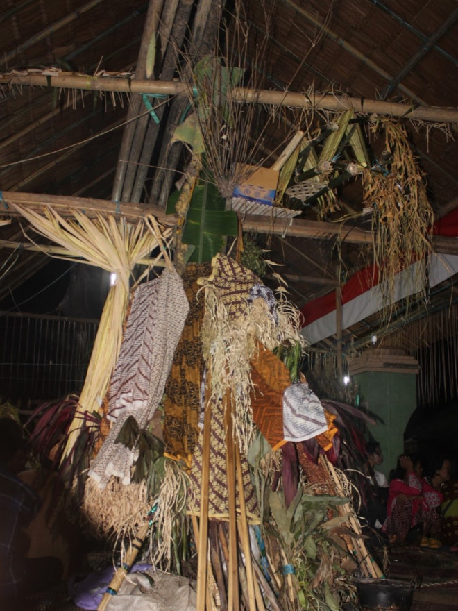 Itatamba Banua: Warisan Kearifan Lokal dalam Tradisi Penolak Bala dan Budaya Gotong Royong